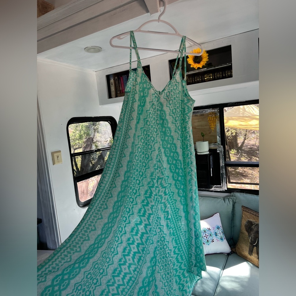 Lovestitch BOHO Swimsuit Coverup (size: large)